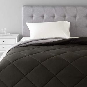 AmazonBasics Reversible Microfiber Comforter – Single Large, Black, Pack of 1